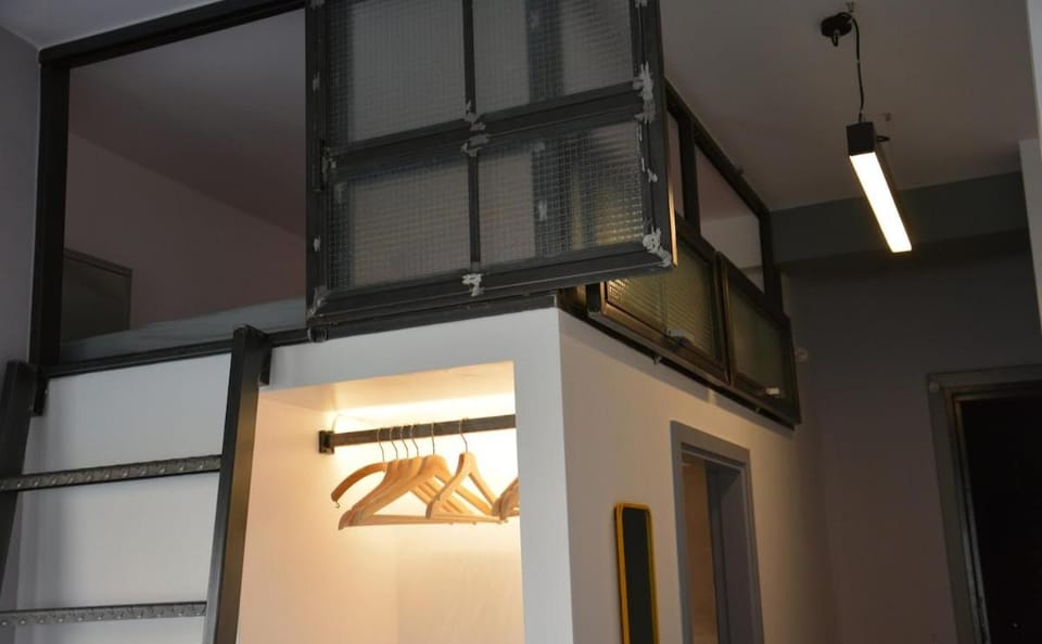 Industrial small Loft Apartment in Athens