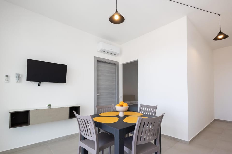 Residence Dara 409, 410 - Free Parking, Terrace, Wi-Fi, Air conditioning Apartment in Marsala