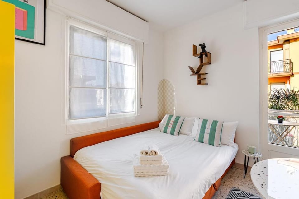 Living room, Seating area, towels