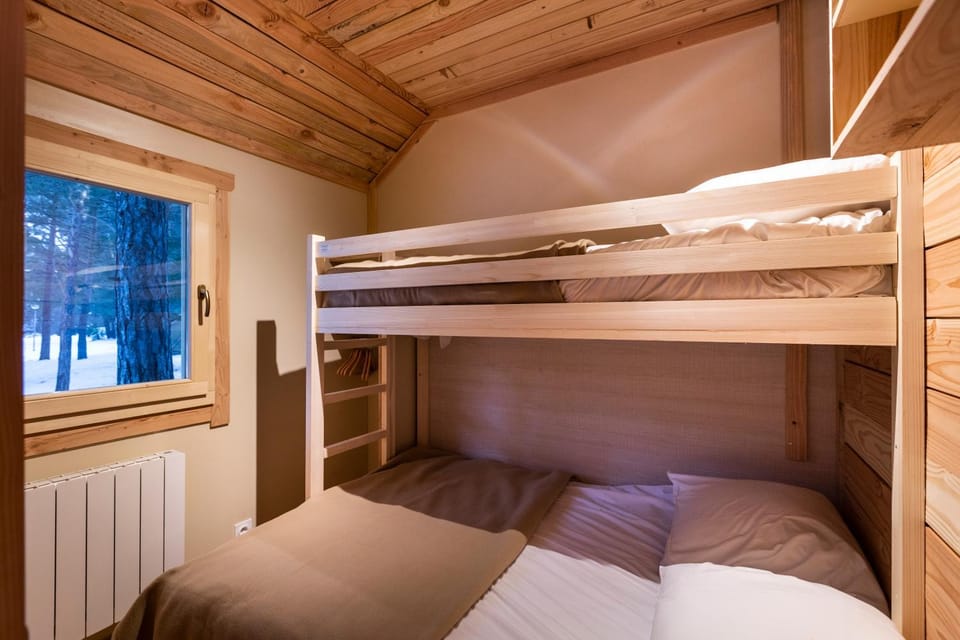 Bed, Bedroom, bunk bed