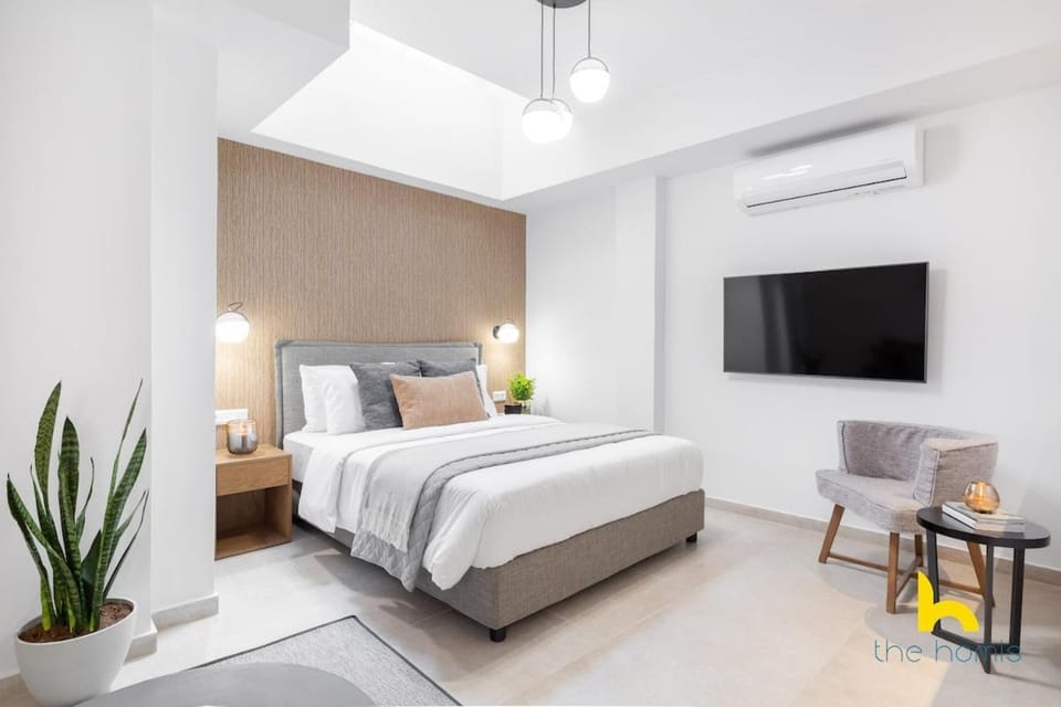 Modern Studio with Ceiling Window near The Acropolis Apartment in Athens