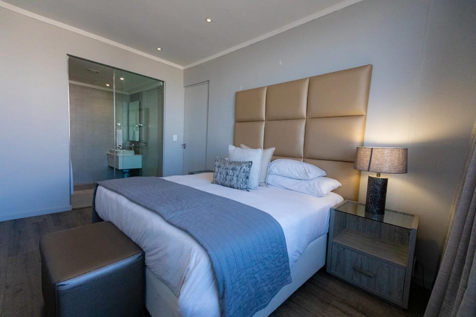 Sandton Cozy Unit B - 2 Bed 2 Bath Apartment in Sandton