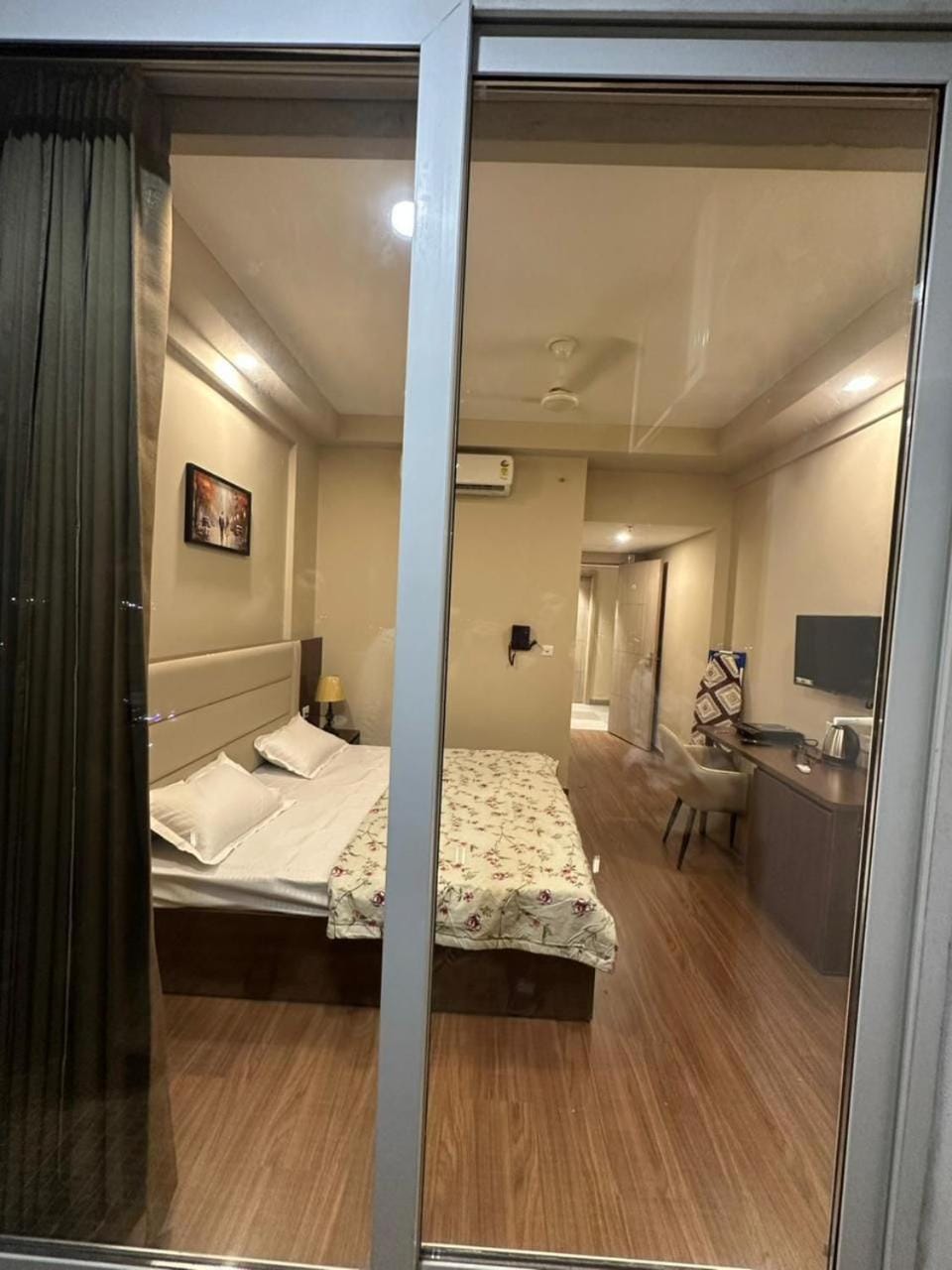 Omaxe stay Bed and Breakfast in Haryana