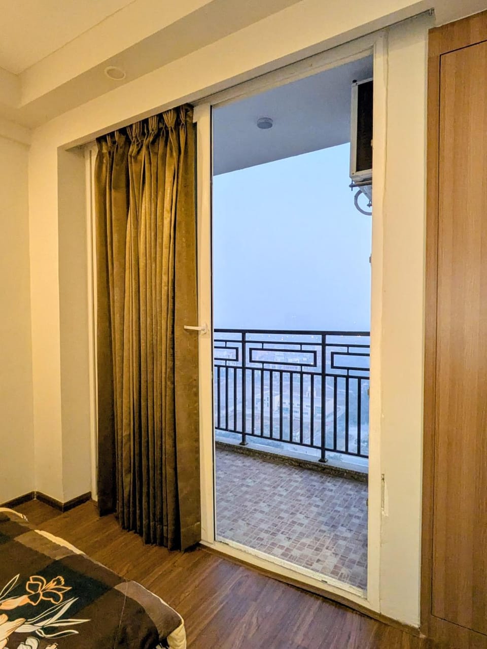 Omaxe stay Bed and Breakfast in Haryana