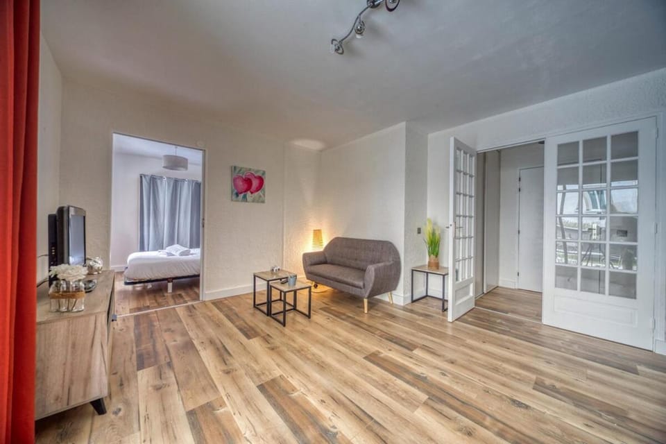 The little Gabriel Apartment in Grenoble