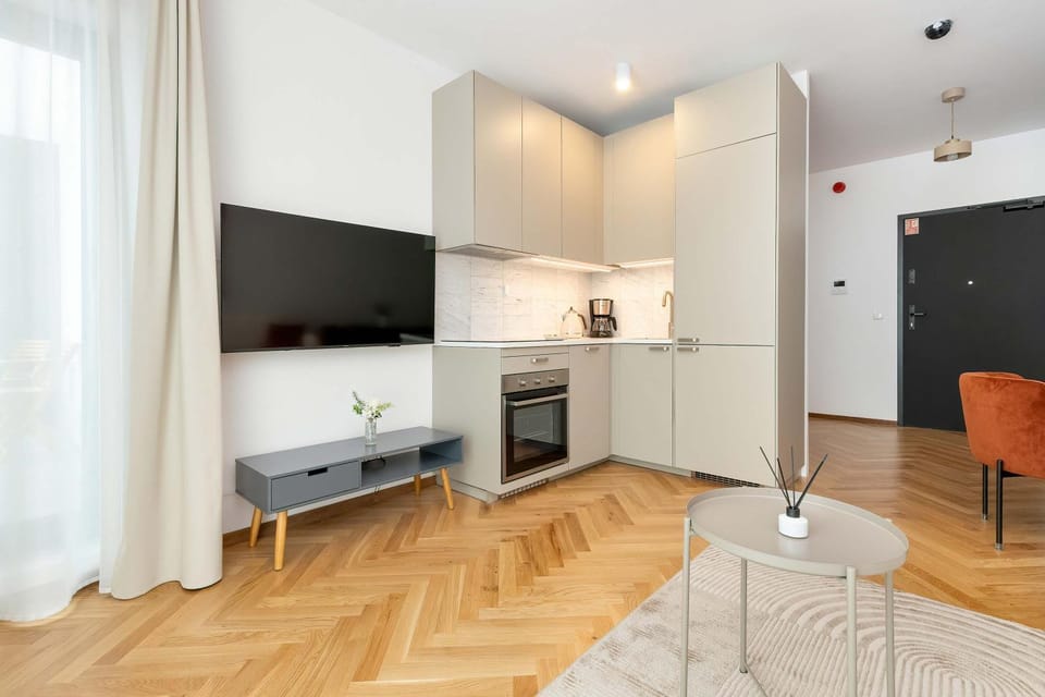 TV and multimedia, Kitchen or kitchenette, Seating area, Dining area, pet friendly, stove