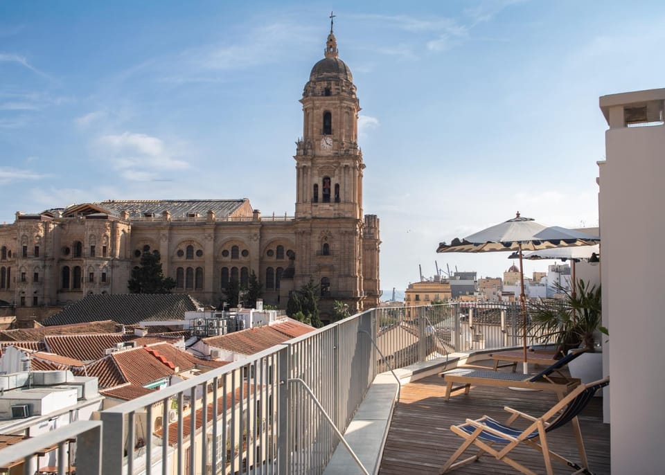 Balcony/Terrace, City view