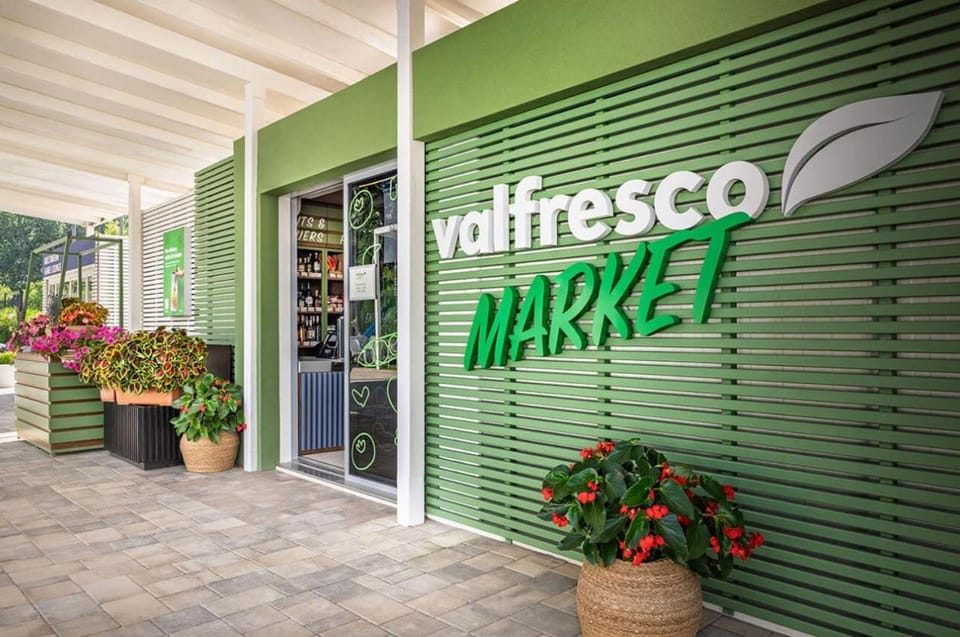Supermarket/grocery shop