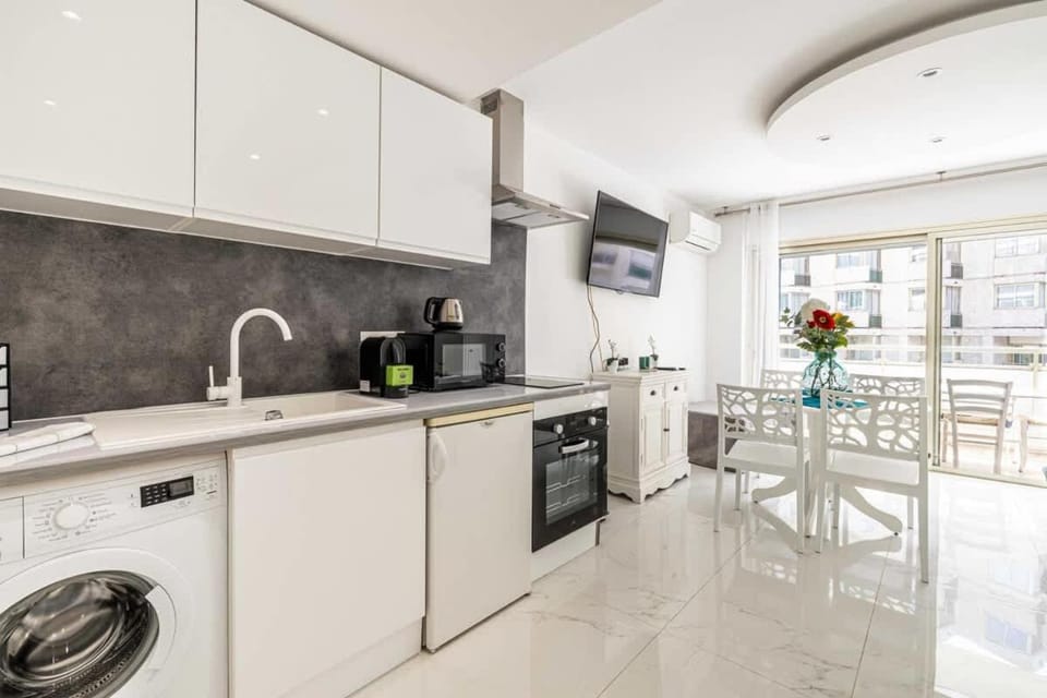 Charming studio near the Croisette Apartment in Cannes