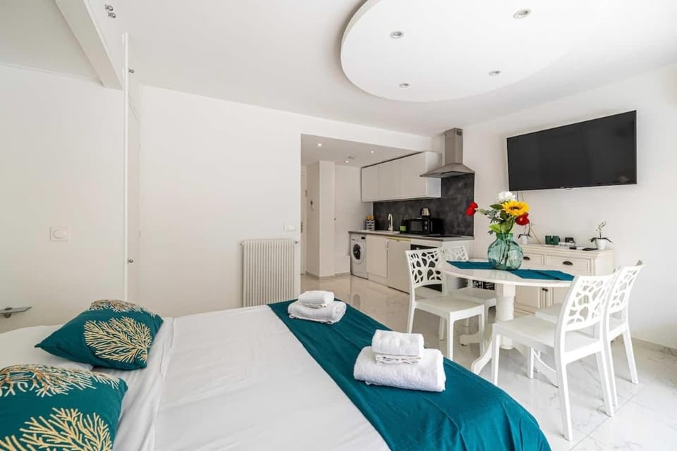Charming studio near the Croisette Apartment in Cannes