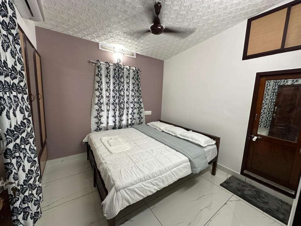 Ravi's homestay Apartment in Vypin