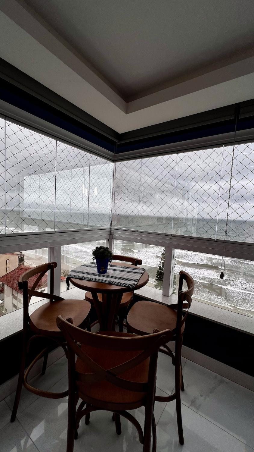 Luxury apartment with 4 suites and ocean views Apartment in Porto Belo