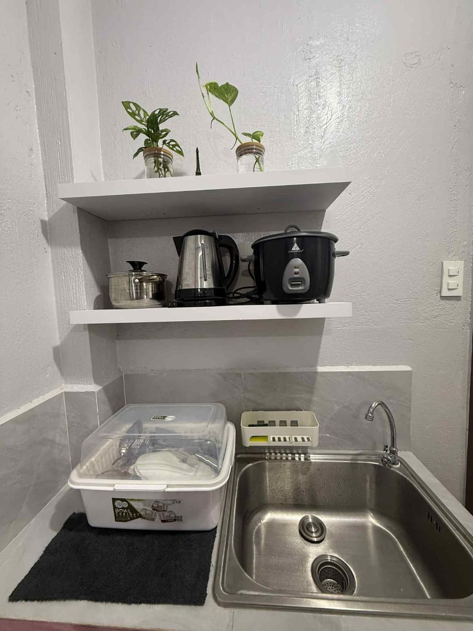 JnD Homestay 2 3 mins to airport Apartment in Puerto Princesa