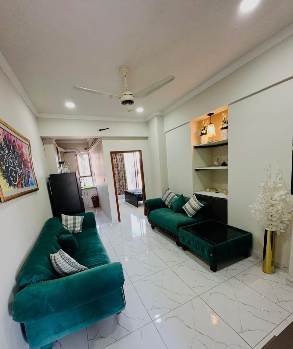 Family Guest House Apartment in Karachi