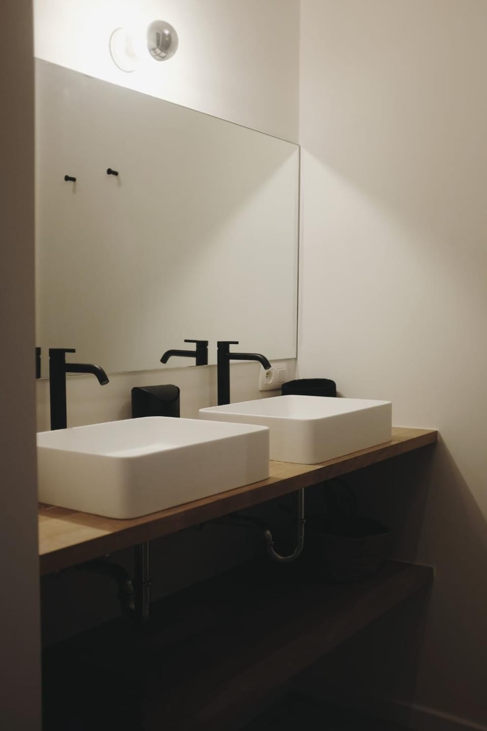 Design appartement met zonnig terras bij Gravensteen Apartment in Ghent