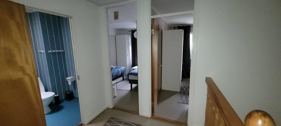 Spacious 4BR Home • Great for Families & Workers House in Gothenburg