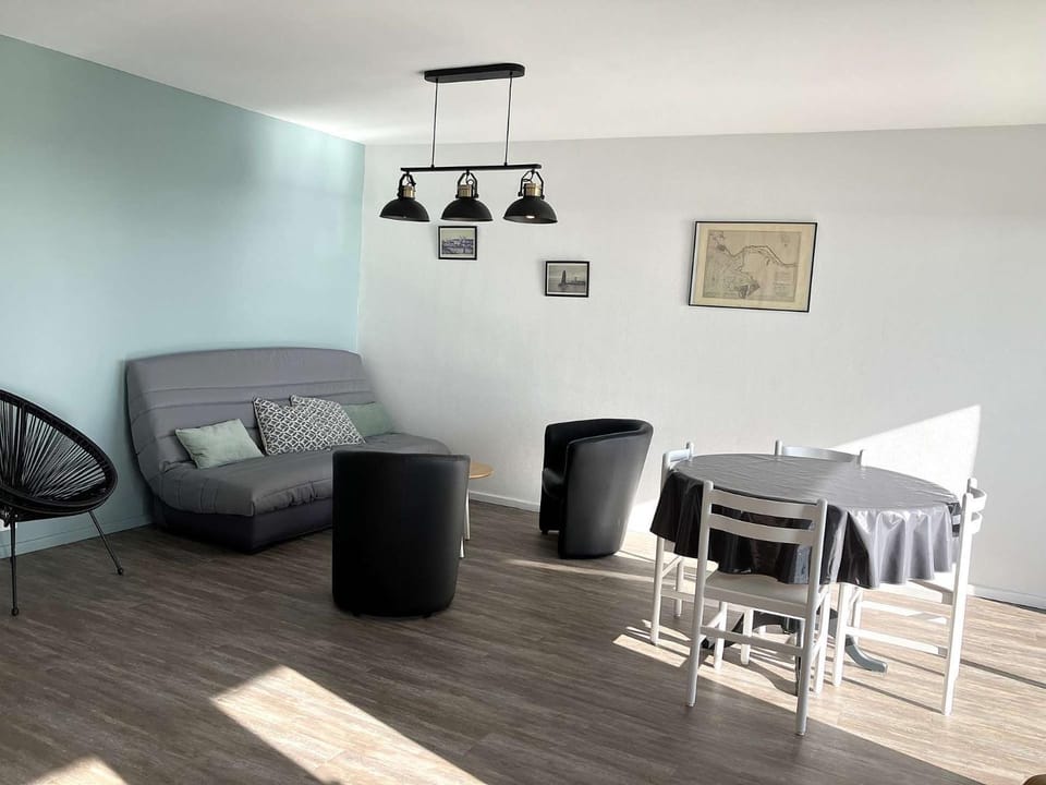 Drapeau - Saint Gilles Croix de Vie Apartment in Saint-Gilles-Croix-de-Vie