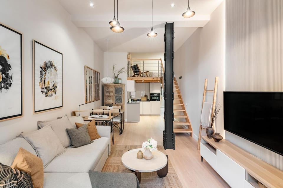 Elegant loft apartment close to Royal Palace Apartment in Centro