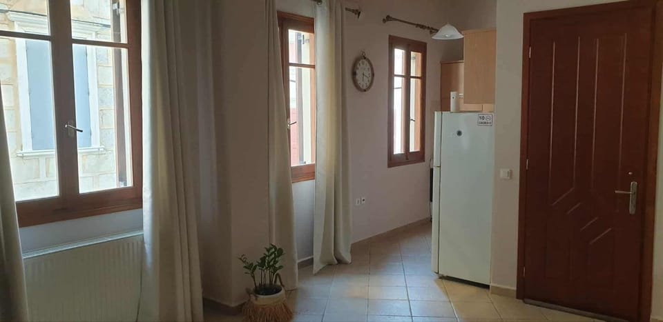 KARAVELAS Rentals Apartment in Decentralized Administration of the Aegean