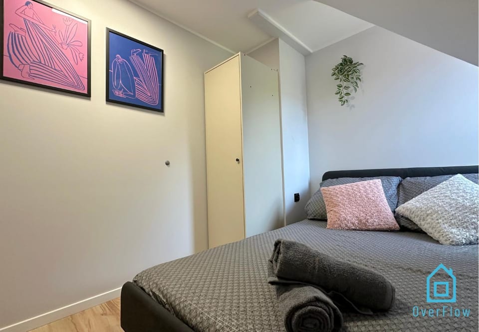 Future Room - 10 Minutes to Gdańsk Old Town Vacation rental in Gdansk