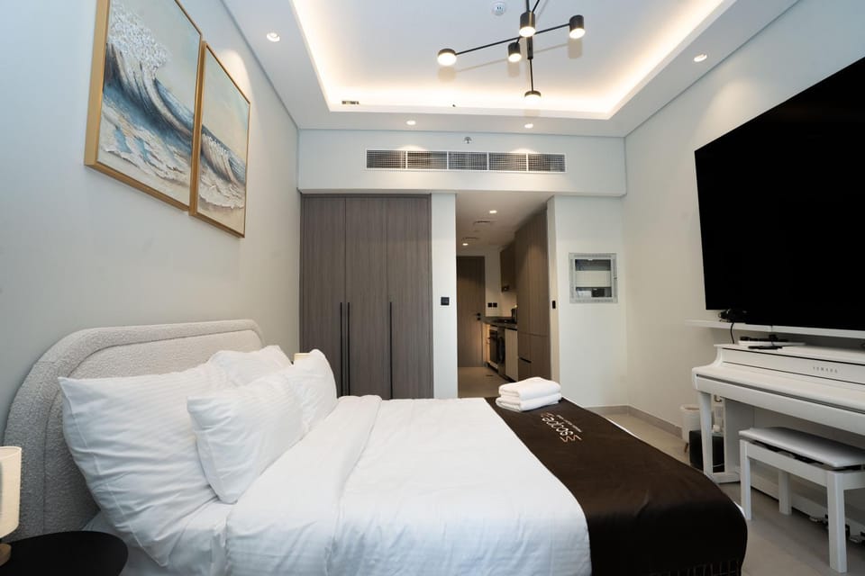 TV and multimedia, Bedroom, wardrobe