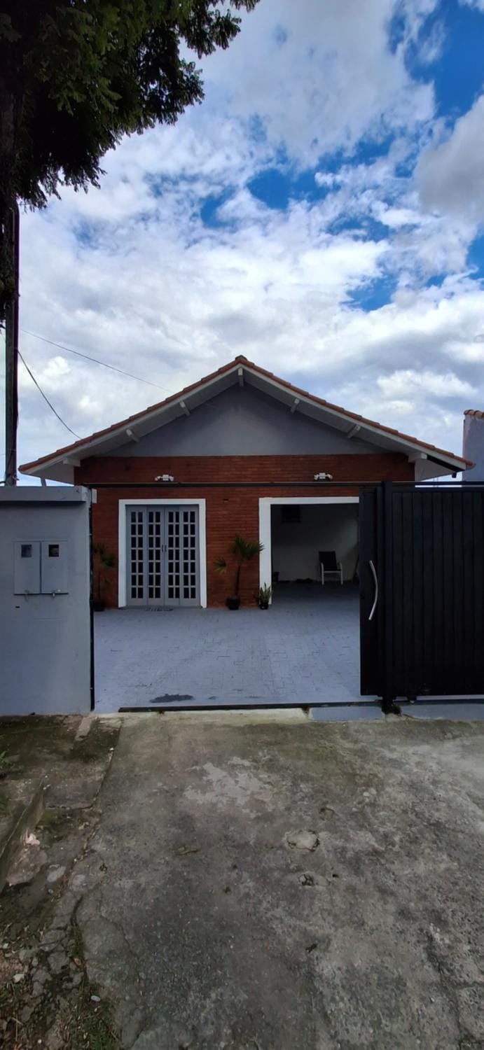 Vieiras residencial Bed and Breakfast in Embu