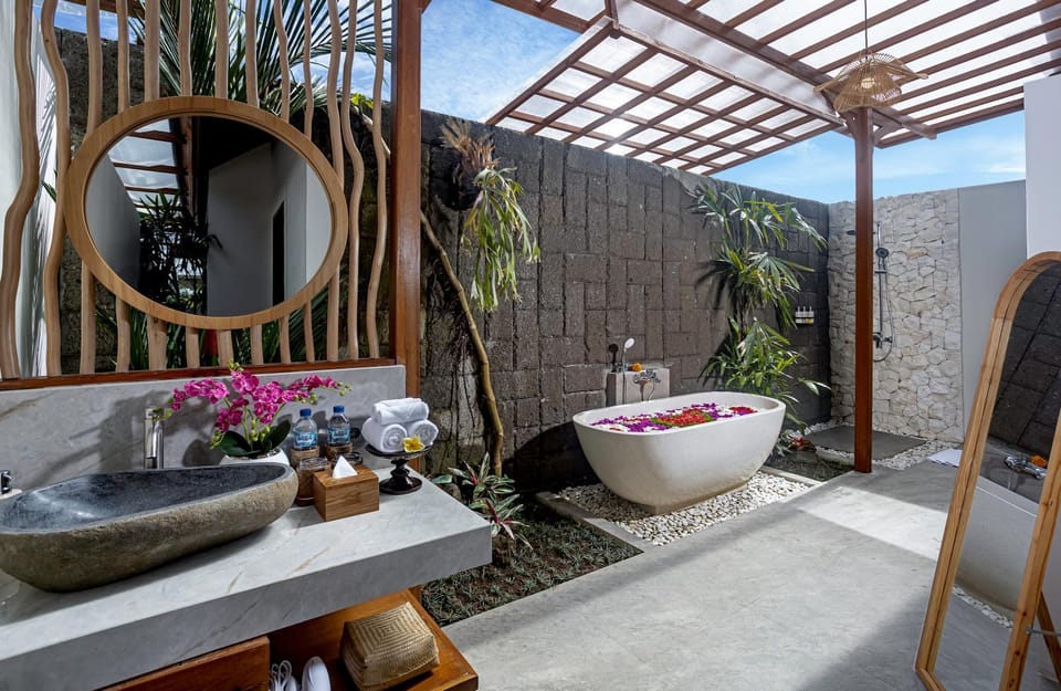 Bathroom, Bath
