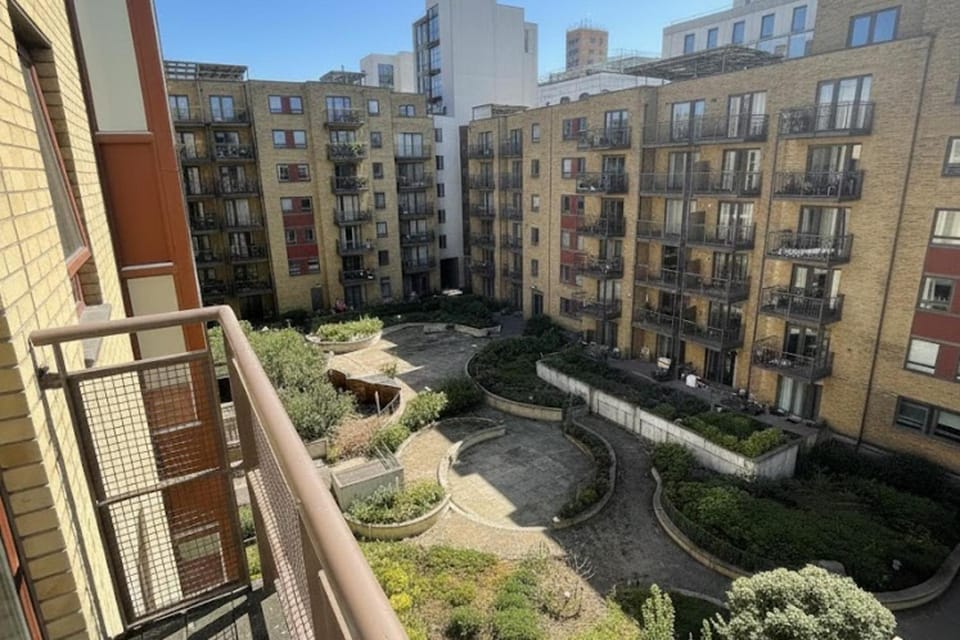 Neighbourhood, Garden, Garden view