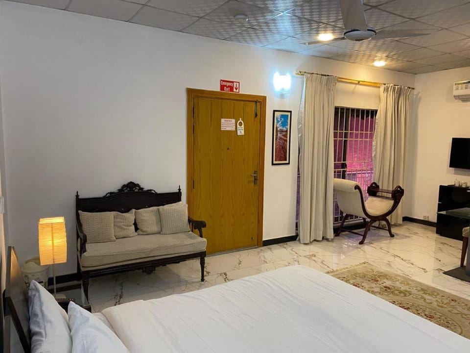 Capital Grande Guest House Bed and Breakfast in Islamabad