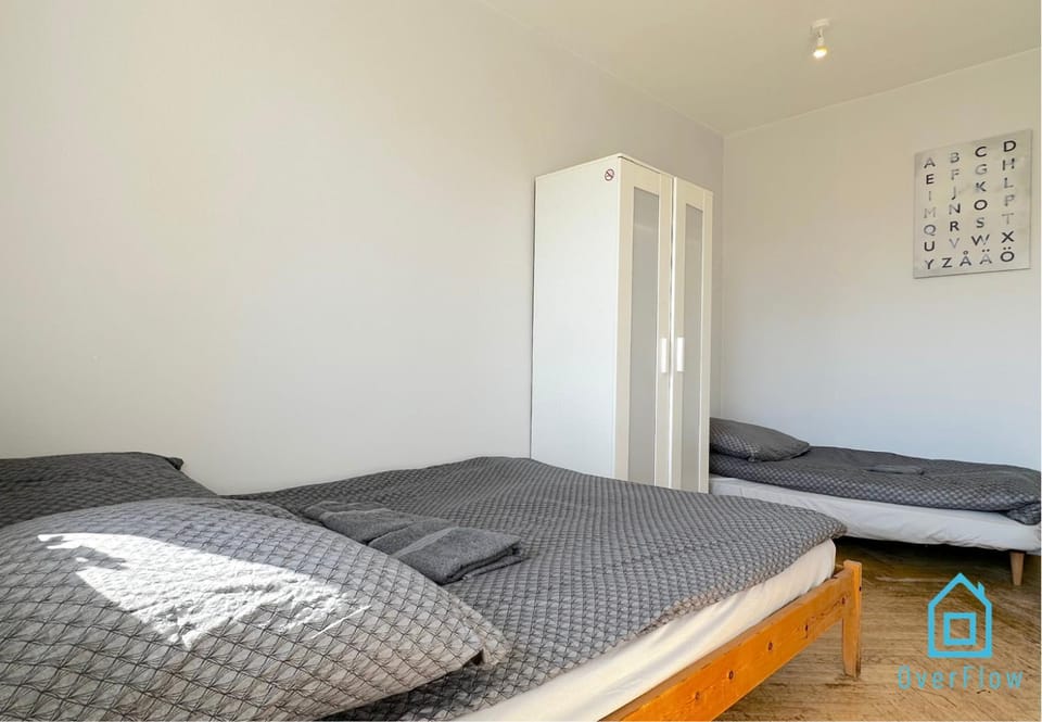 Array Room - 5 Minutes to Sopot Molo & Seaside Vacation rental in Sopot