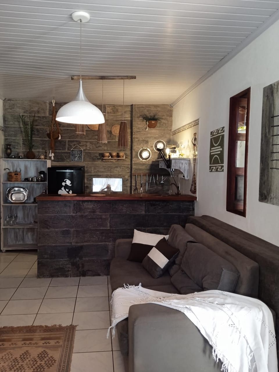 Kitchen or kitchenette, Living room, Seating area