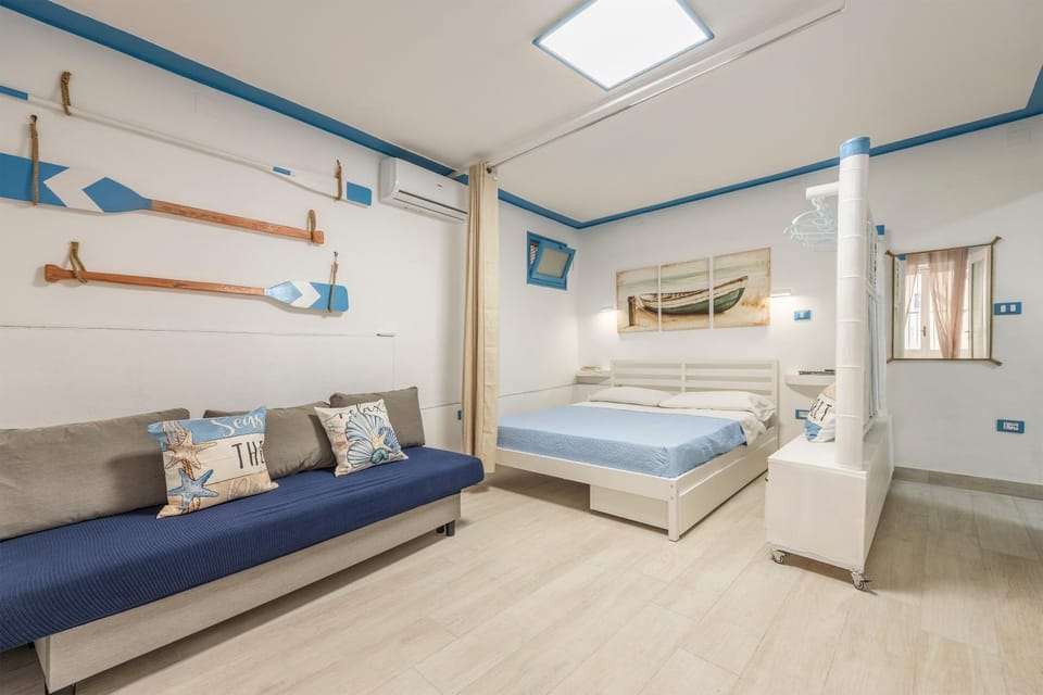 Living room, Bedroom