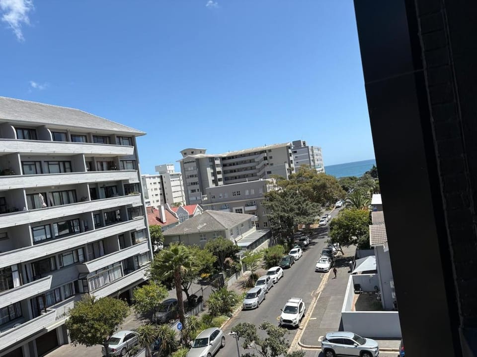 Stylish Sea Point Two Bedroom Apartment Apartment in Sea Point