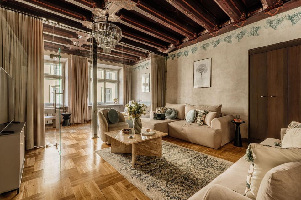 Bed, Day, View (from property/room), Living room, Decorative detail, Seating area, Bedroom, heating, internet, wardrobe