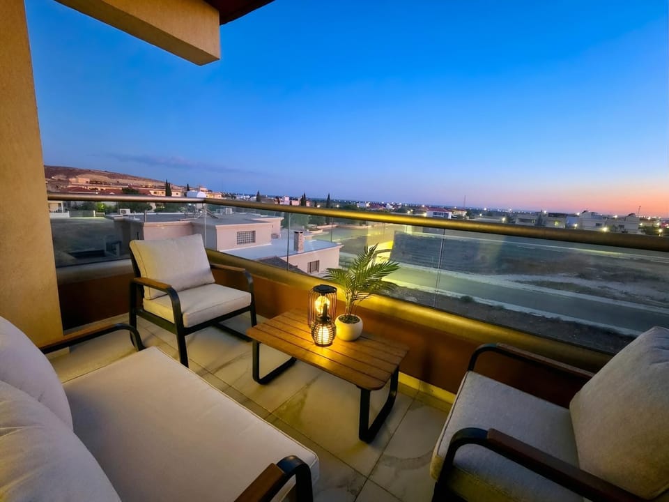 View (from property/room), Balcony/Terrace, Sea view