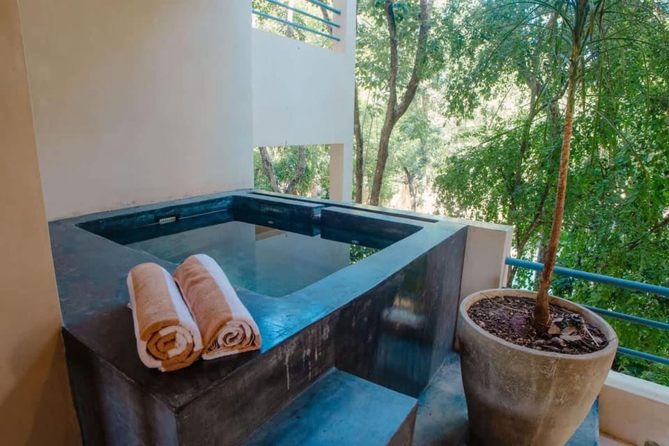 3BR Jungle Escape with luxe plunge Pool- Holistika House in Tulum