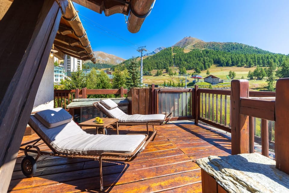 Hostdomus - Imperial Chalet 1 Apartment in Sestriere