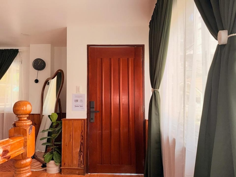 Cozy Ghibli House in Baguio City up-to 20 Pax House in Baguio