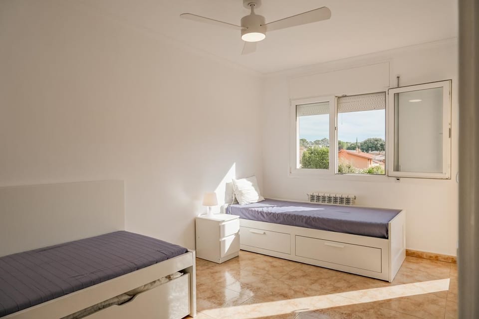 Casa con jardín en Besalú, ideal para familias House in Garrotxa