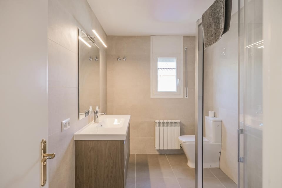 Casa con jardín en Besalú, ideal para familias House in Garrotxa