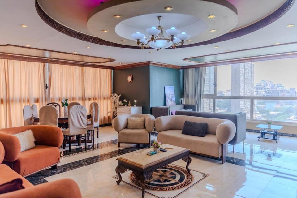 Living room, Seating area