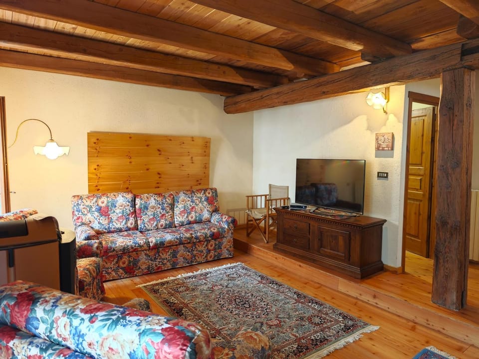 Hostdomus - Flower Loft Apartment in Piedmont