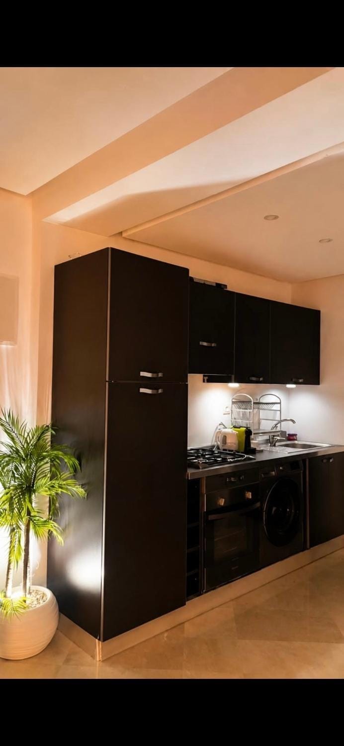 Elegant Hivernage Apartment Pool&Parking Apartment in Marrakesh