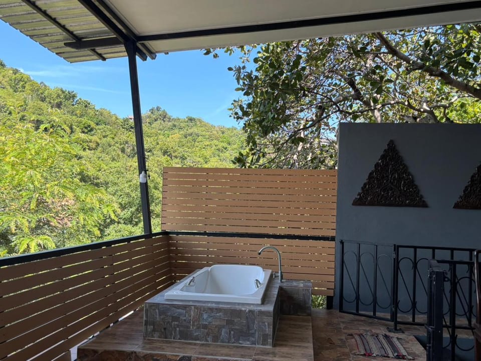 Baan Me Sook House in Ko Samui