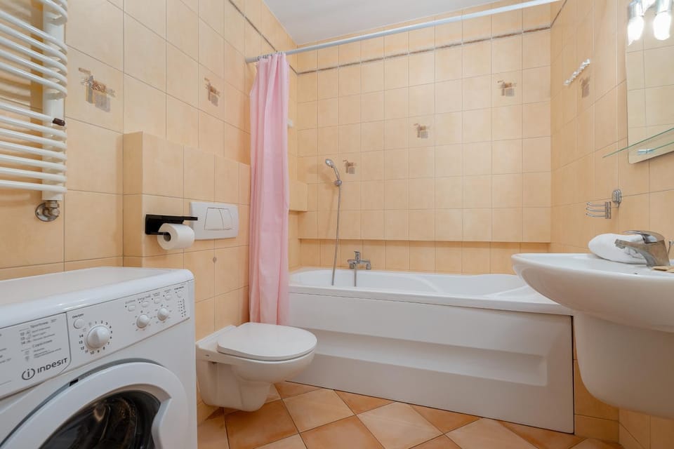 Bathroom, Bath, washing machine