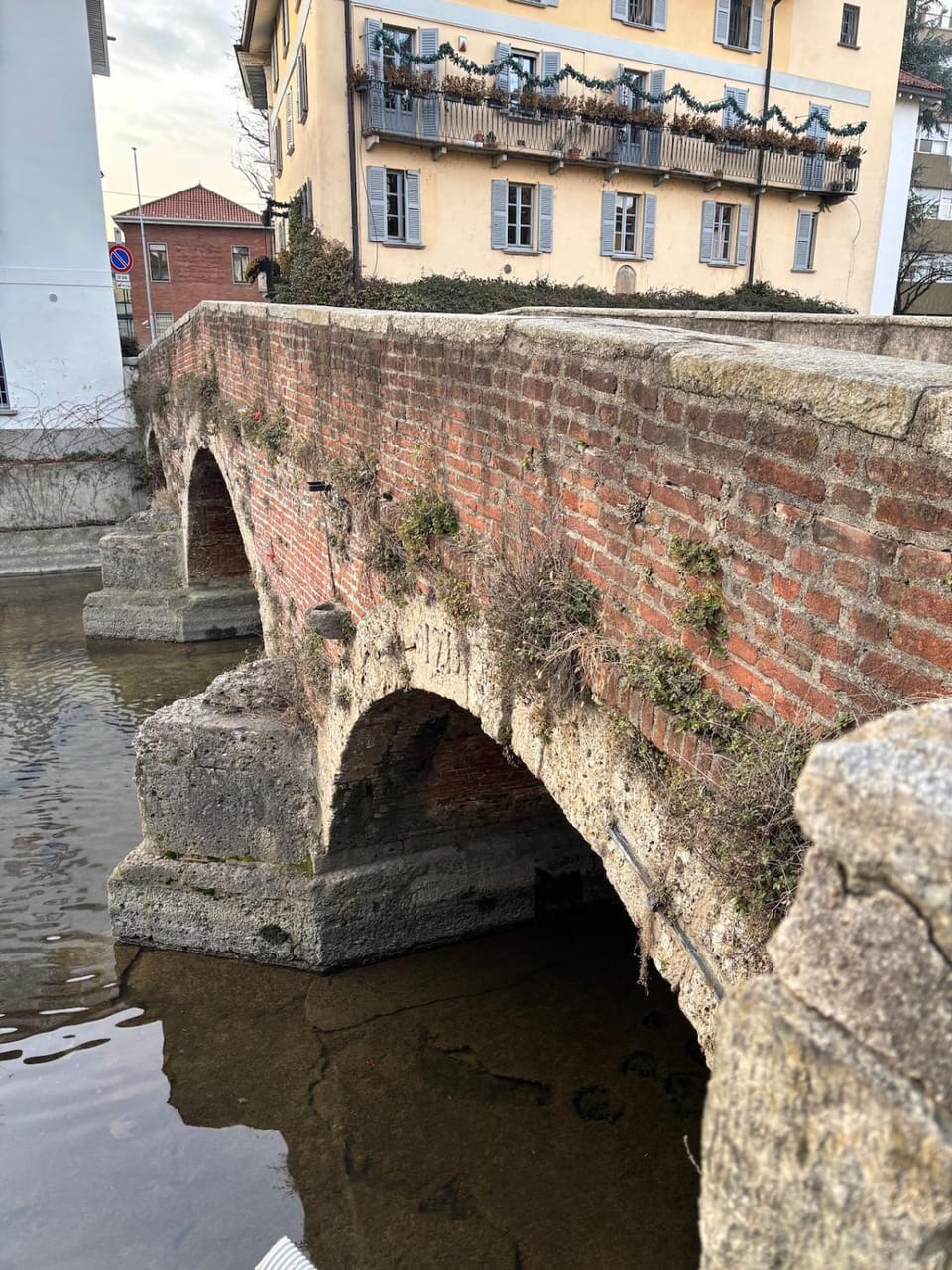 Apartment Monza Station 15 min to Milan Center Apartment in Monza