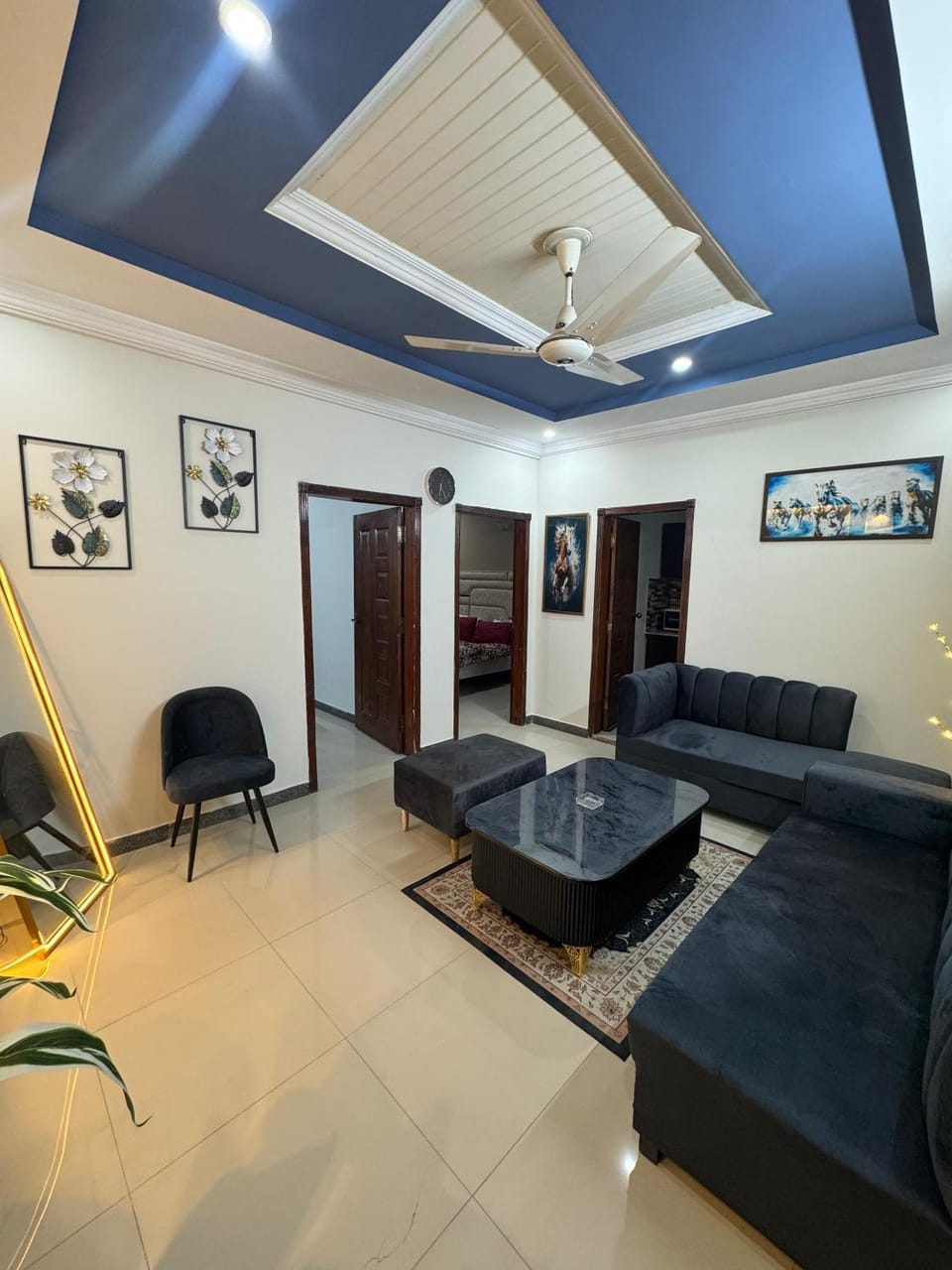 TV and multimedia, Seating area