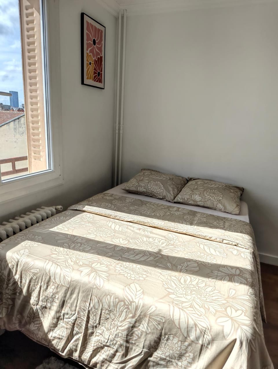 Chambre Vacation rental in Villeurbanne