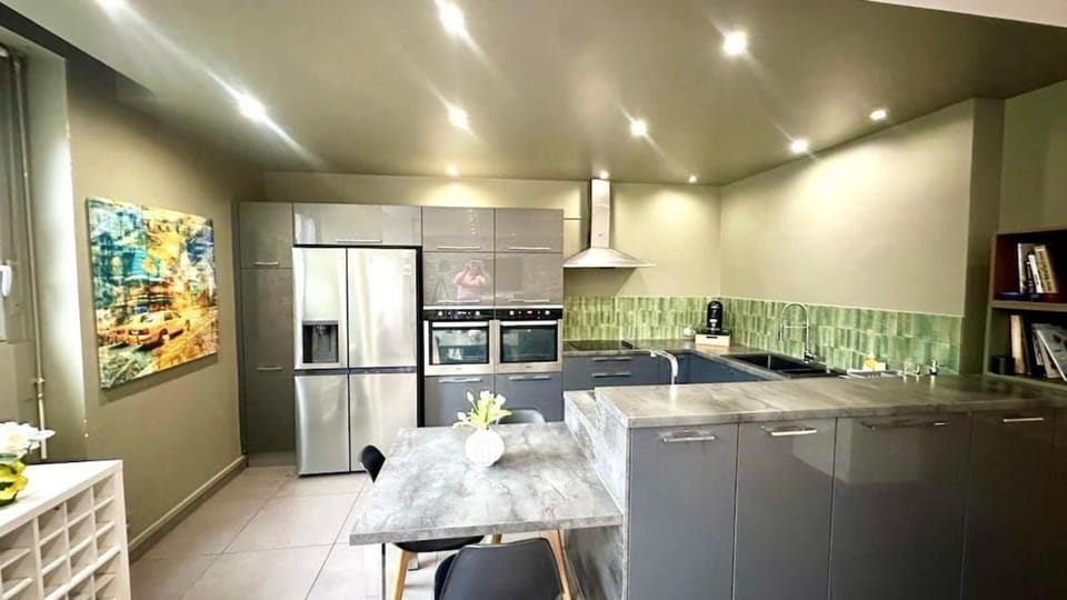 Aristide - 3 Bedrooms - Caluire Apartment in Caluire-et-Cuire