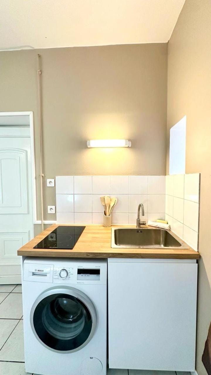 Croix Barret - Studio - Lyon 8th Apartment in Lyon